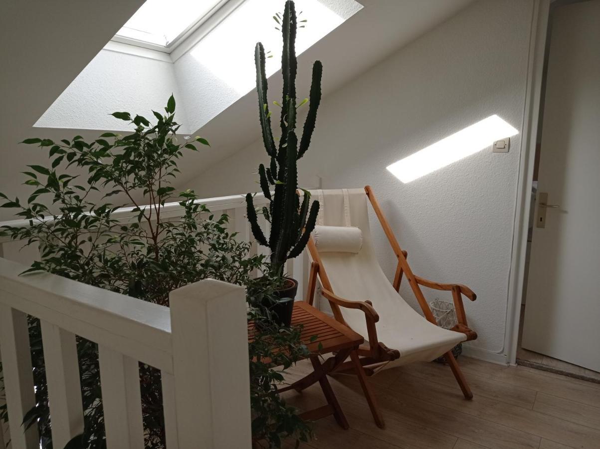 Appartements Les Remparts D'Alienor Poitiers Exterior photo